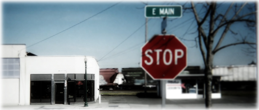 119 East Main Puyallup, WA 98372