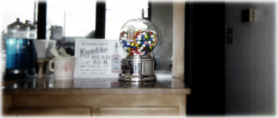 Penny gum machine on counter of Valley Barber Shop in Puyallup, WA