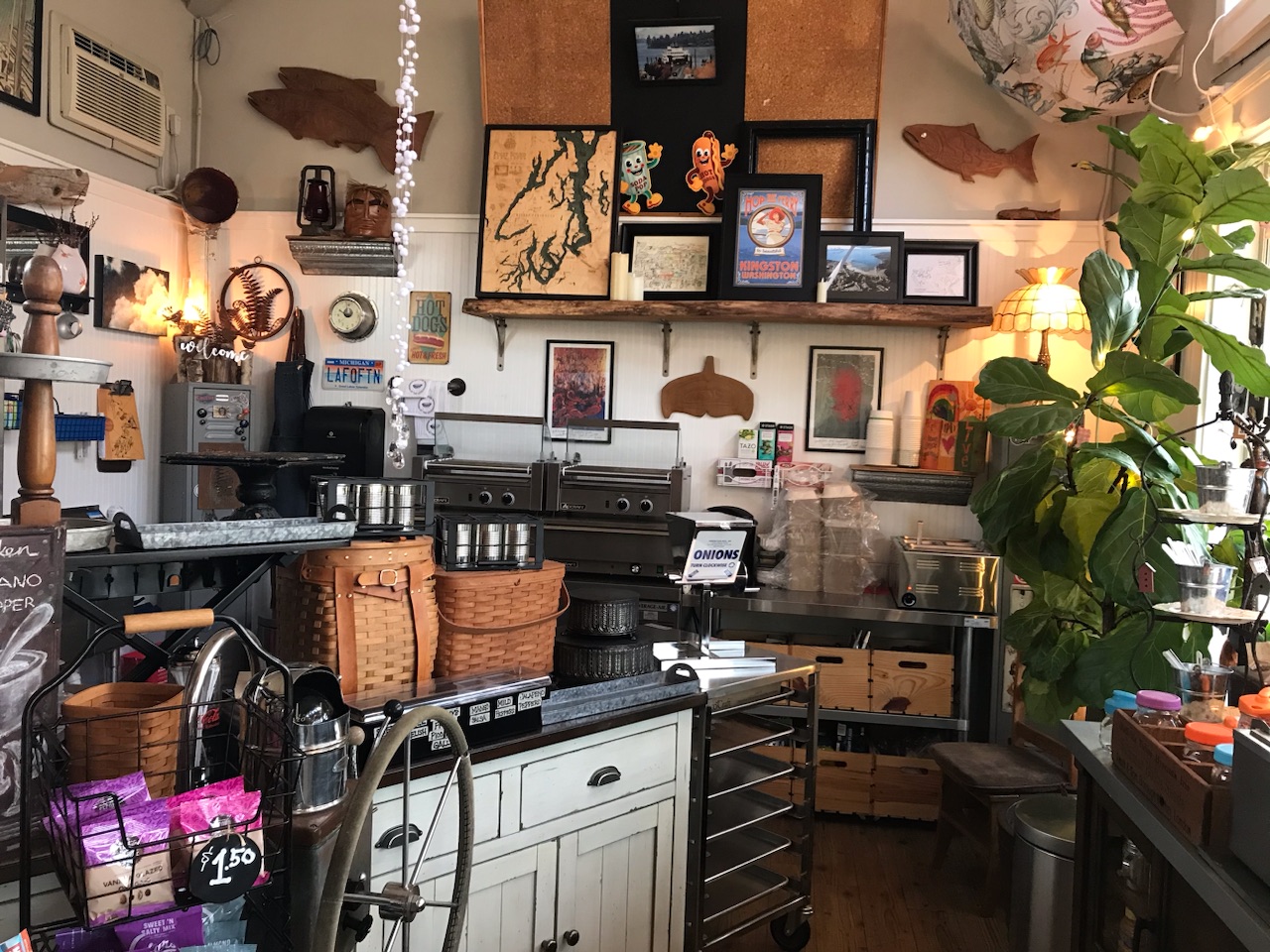 Food and gift shop design